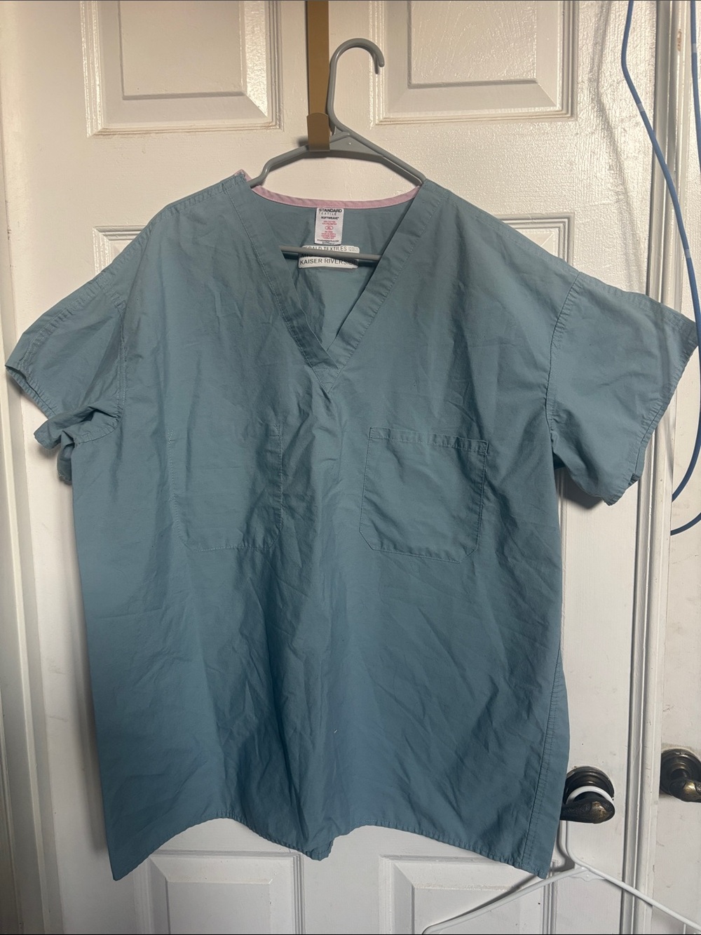 Men’s Scrub Top - Light Blue